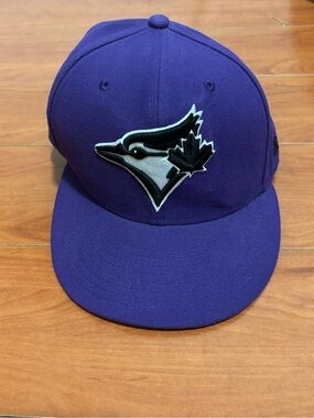 New Era Toronto Blue Jays Fitted Hat Size 7 1/4 Purple With Grey Brim MLB